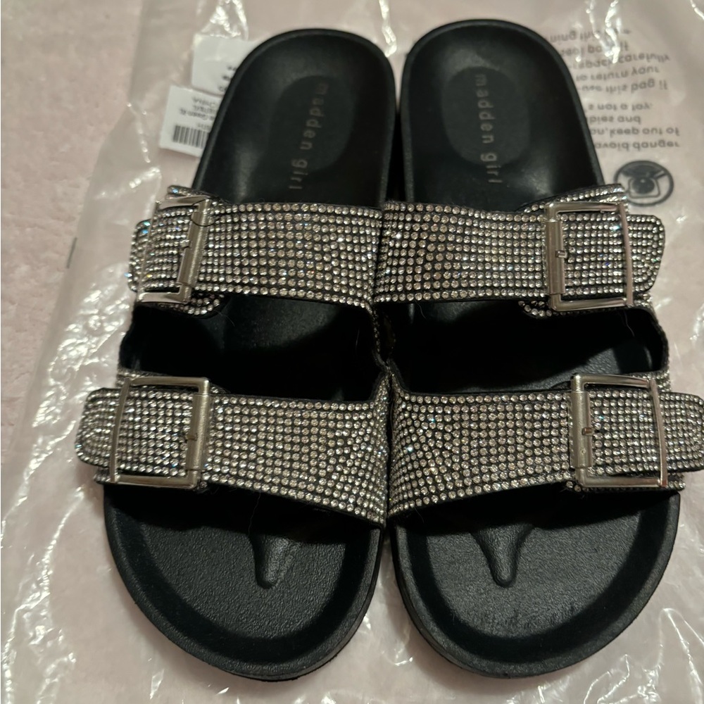 Like New Barely Worn Madden Girl Sandals size 9. Pet and Odor Free!!!!